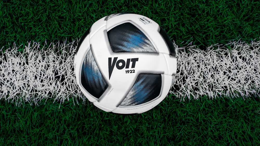 Presentan el balón con el que se jugará el Apertura 2021 de la Liga MX