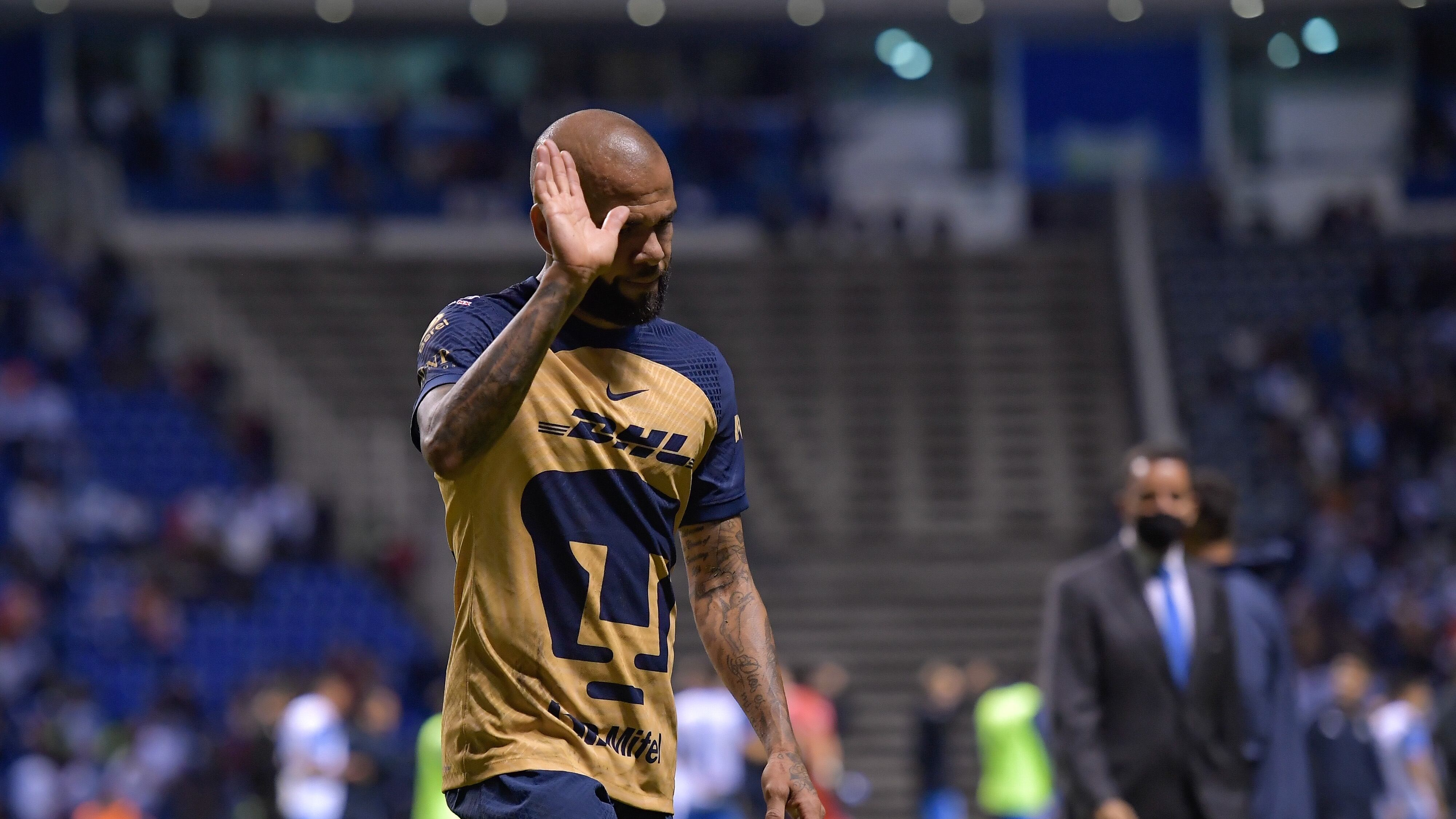 Dani Alves continúa detenido en España