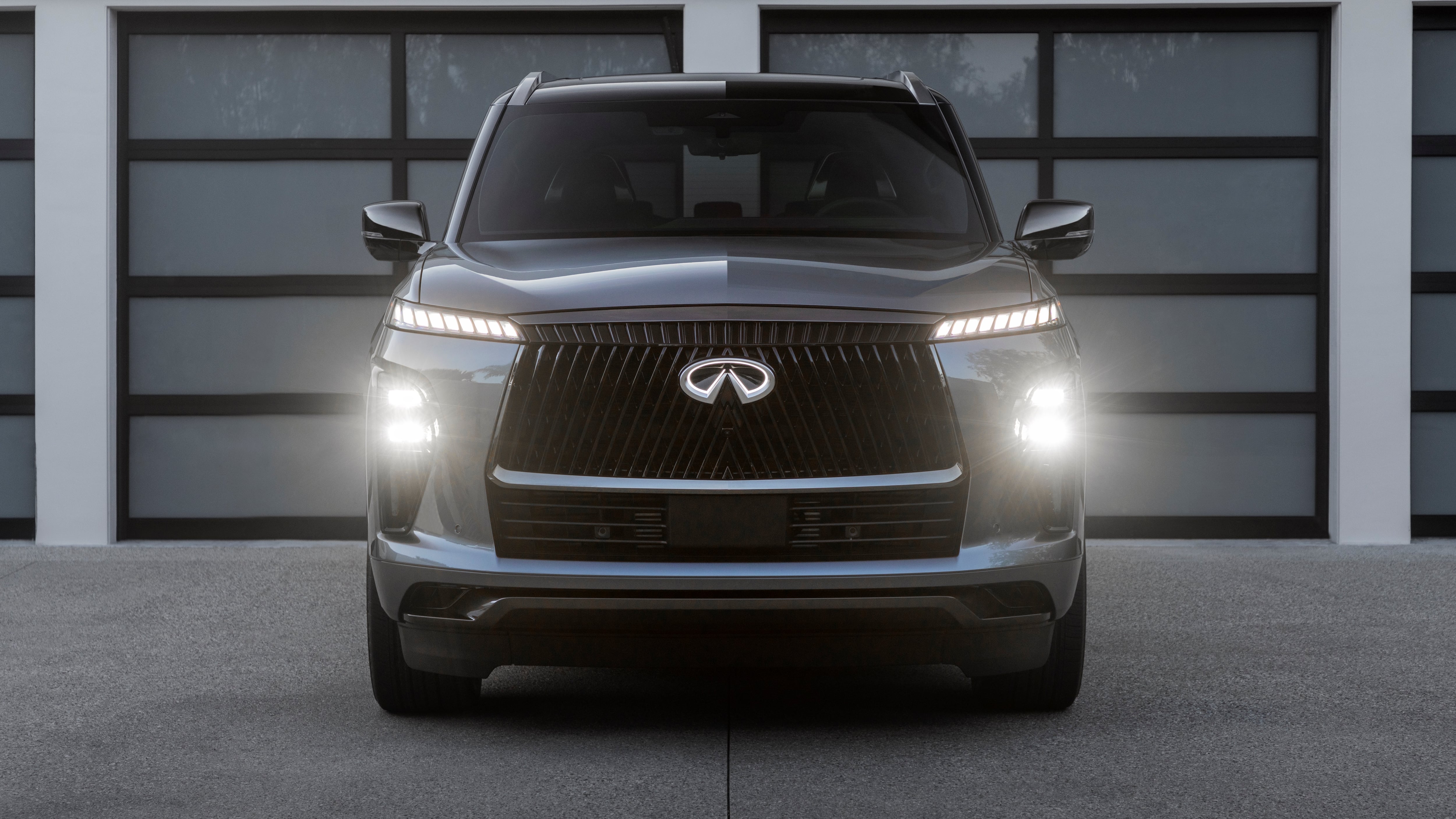 INFINITI QX80, SUV