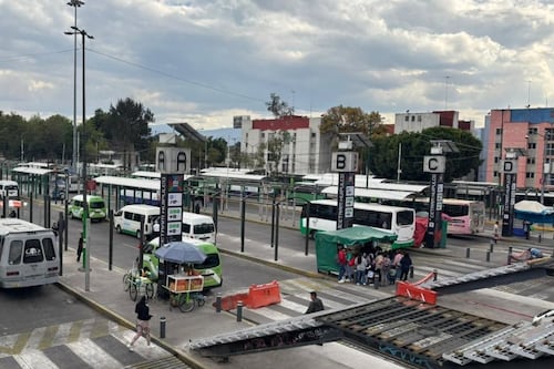 Transporte público en México mueve a 90 millones diarios; urgen transformación del sistema