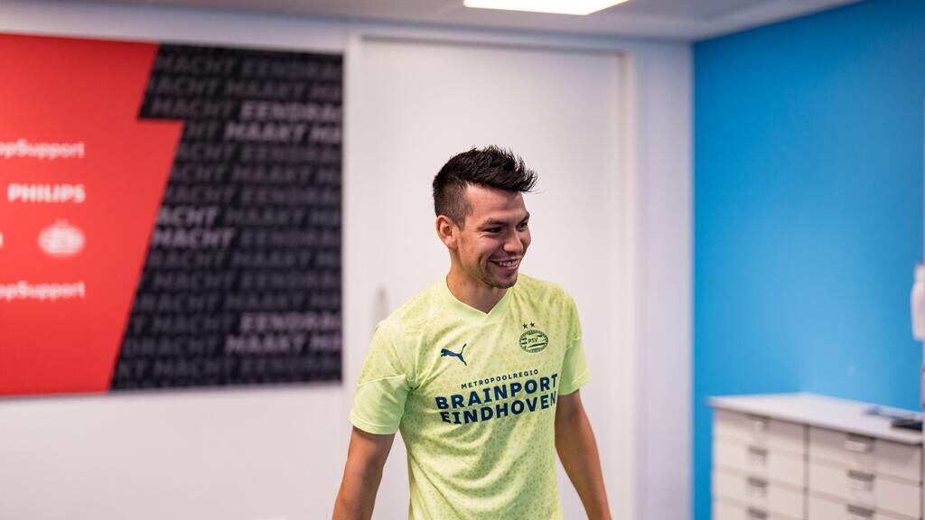 Chucky Lozano podría debutar el fin de semana con el PSV.