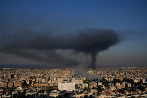 Déjà vu nuclear: ataques a Irán son sin pruebas claras de que tenga bombas, como le pasó a Irak