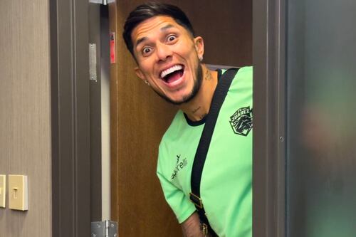 OFICIAL: Carlos Salcedo se queda en México y ficha con FC Juárez