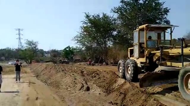Los vecinos afirman que la avenida no es para beneficiar a la comunidad de Huentitán como señalaron las autoridades, sino para eventualmente urbanizar en la barranca.