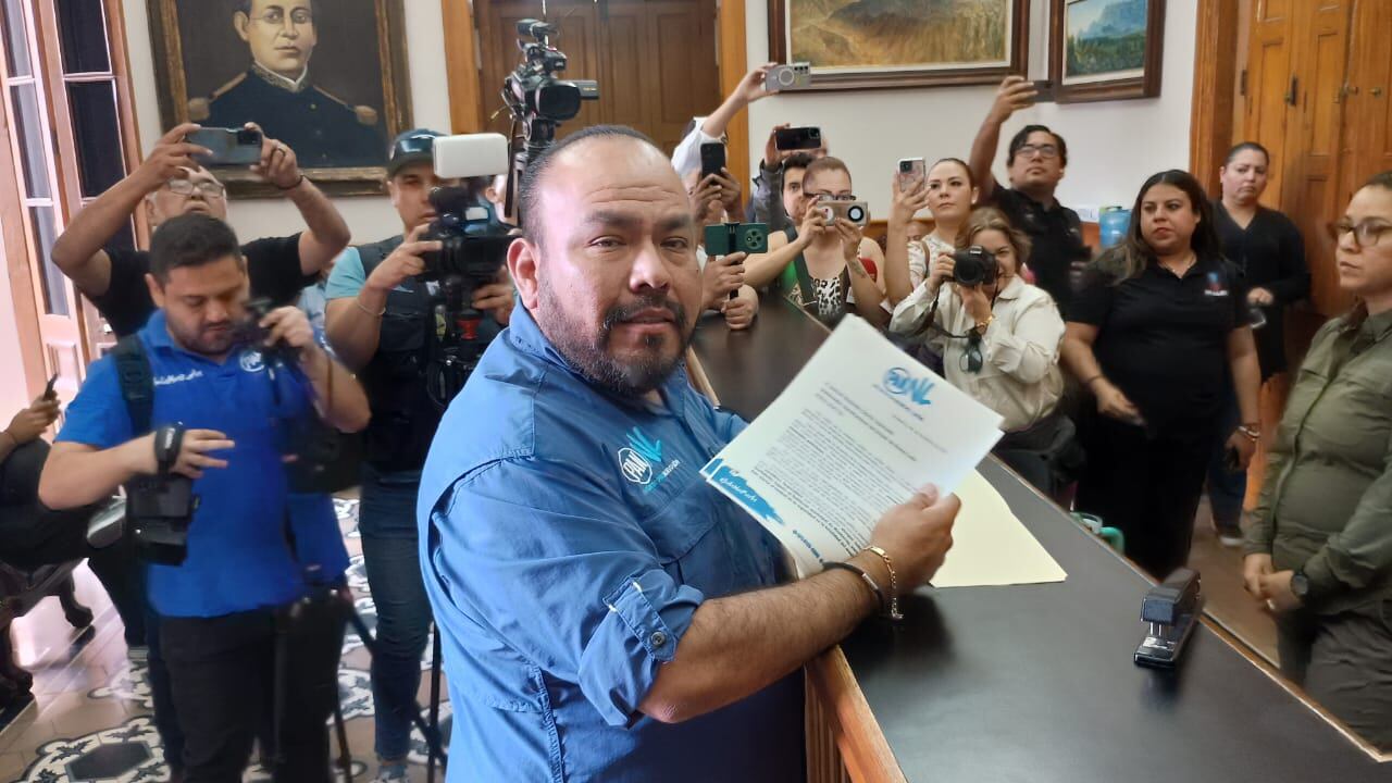 Flores dijo también que a la par de la cuestión legal que representa el tema, el Estado deberá apoyar con los recursos económicos.