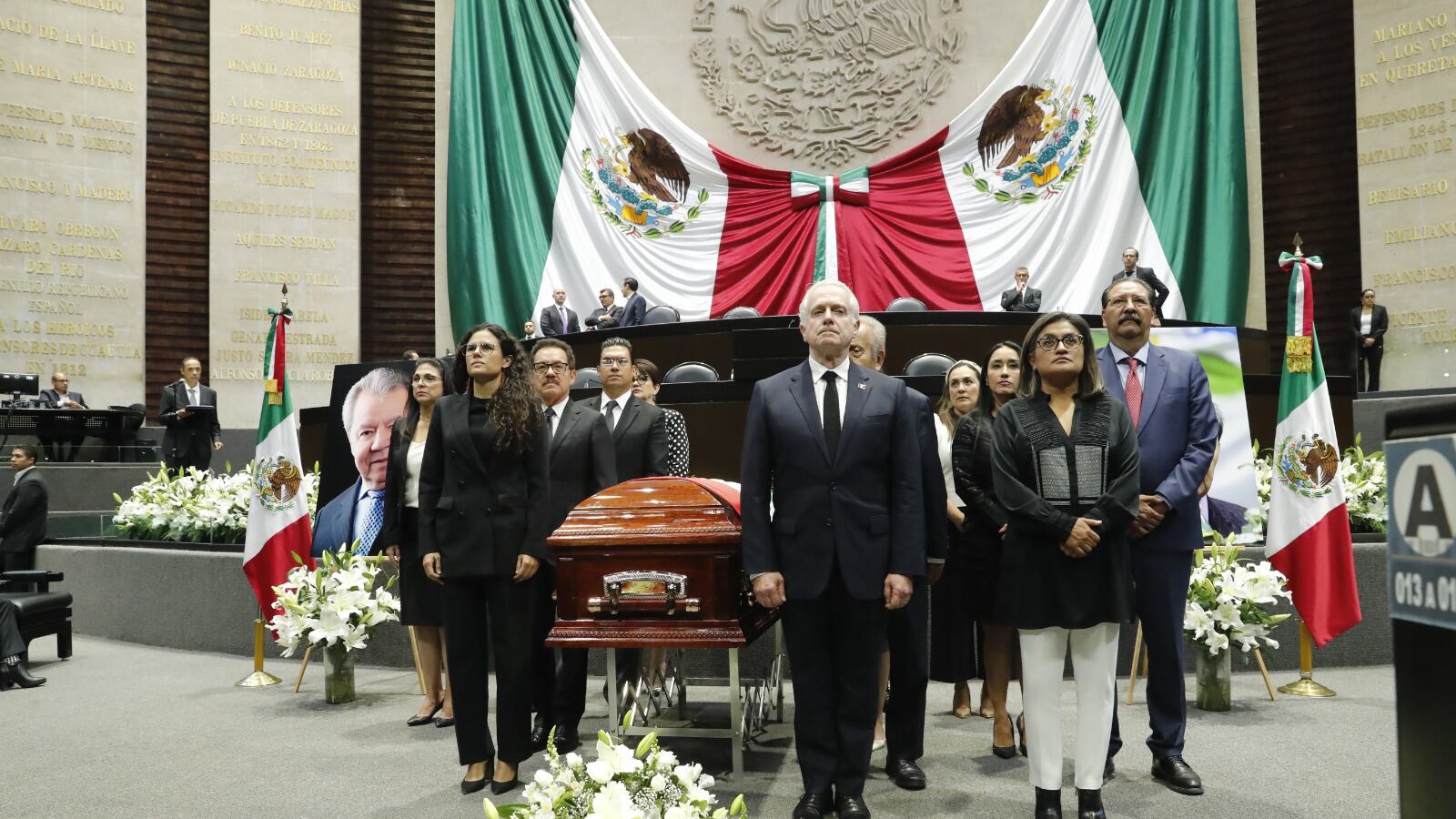 Homenaje a Muñoz Ledo en Cámara de Diputados destaca legado democrático
