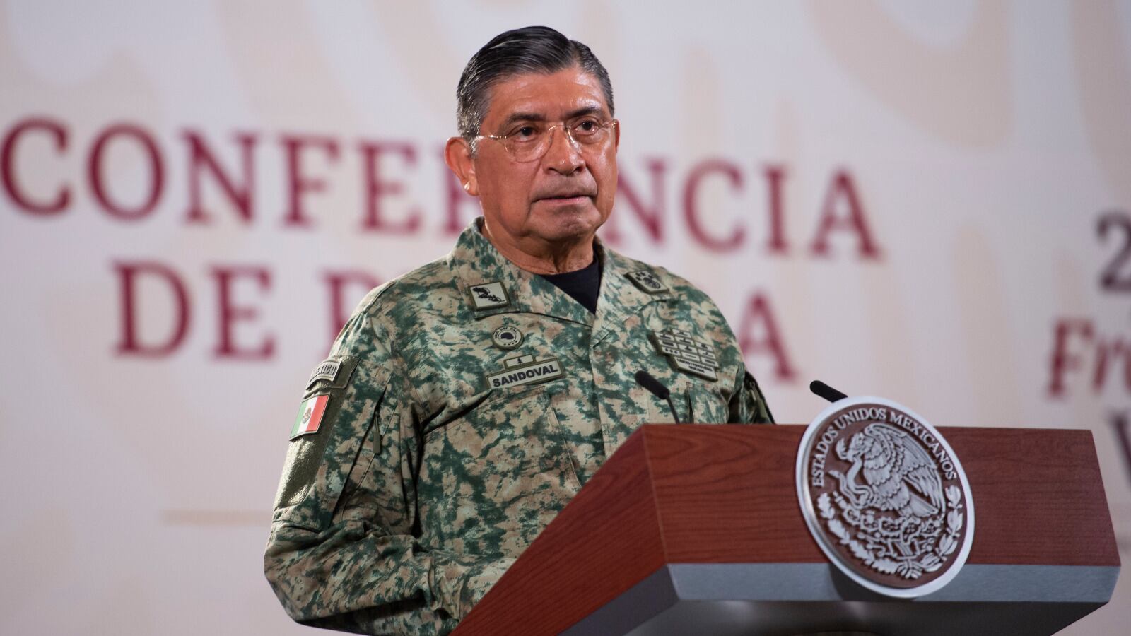 Secretario de la Defensa Nacional.