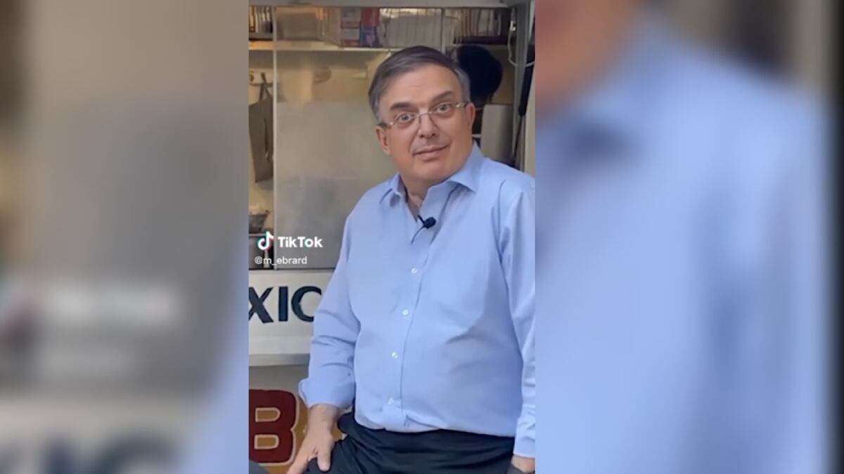 El canciller Ebrard llegó al millón de seguidores en la red social.