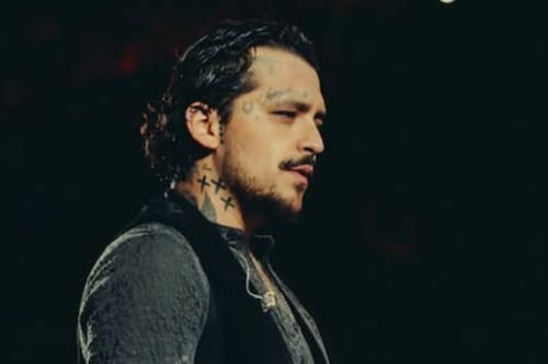 Christian Nodal deja de seguir a sus padres en Instagram y desata rumores de ruptura familiar