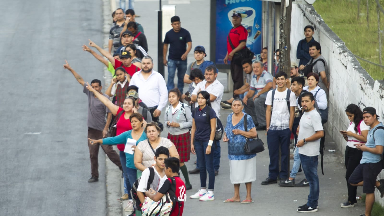Cerca de la mitad de los usuarios destina tres horas o más diariamente solo para ir y regresar de su destino principal.