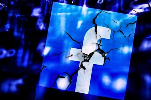 Reportan fallas en Facebook: problemas de conexión y acceso a la aplicación