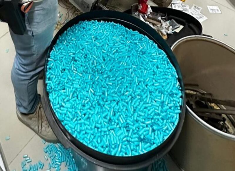 Desarticulan red que fabricaba medicamentos ilegales en Guayaquil. Foto: Policía Nacional