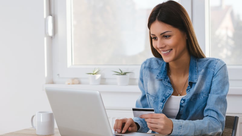 Compras en línea bajo riesgo: crecen las estafas digitales y el robo de datos