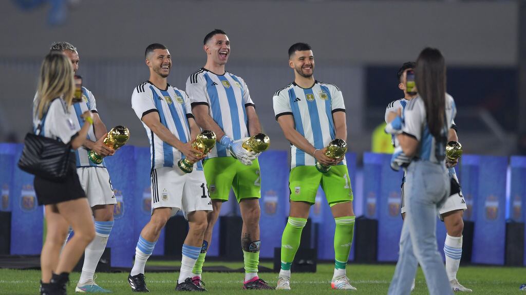 Guido Rodríguez, Emiliano Martínez, Gerónimo Rulli se unieron en este festejo