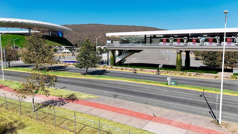 CORTESÍA