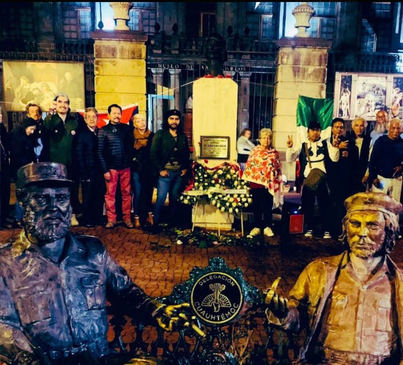 El Encuentro” en el Jardín Tabacalera