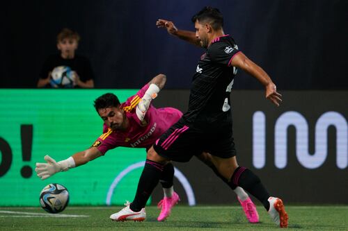 Kun Agüero se luce con dos golazos en la Kings League
