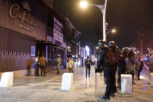Zona de bares fuera de control: nueva riña en la Avenida Juárez causa alarma