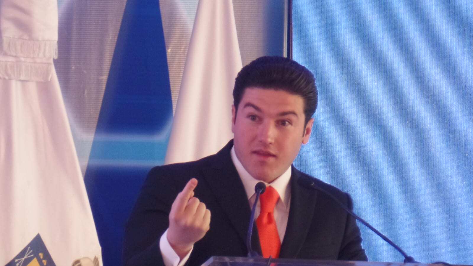 El gobernador señala que los planetas se alinearon en favor de Nuevo León.