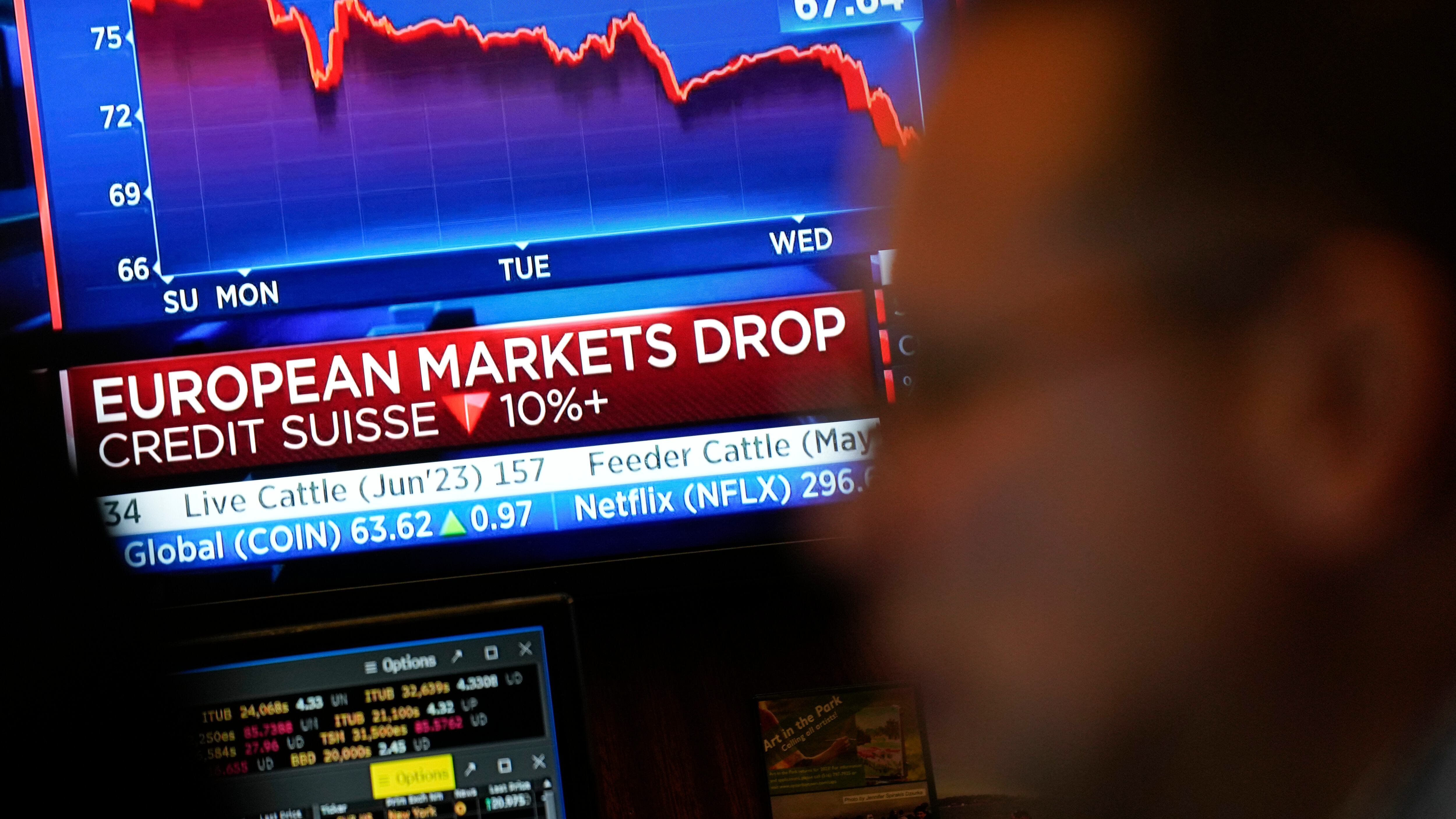 Turbulencia en mercados bancarios hace temblar a la Bolsa de Valores de NY