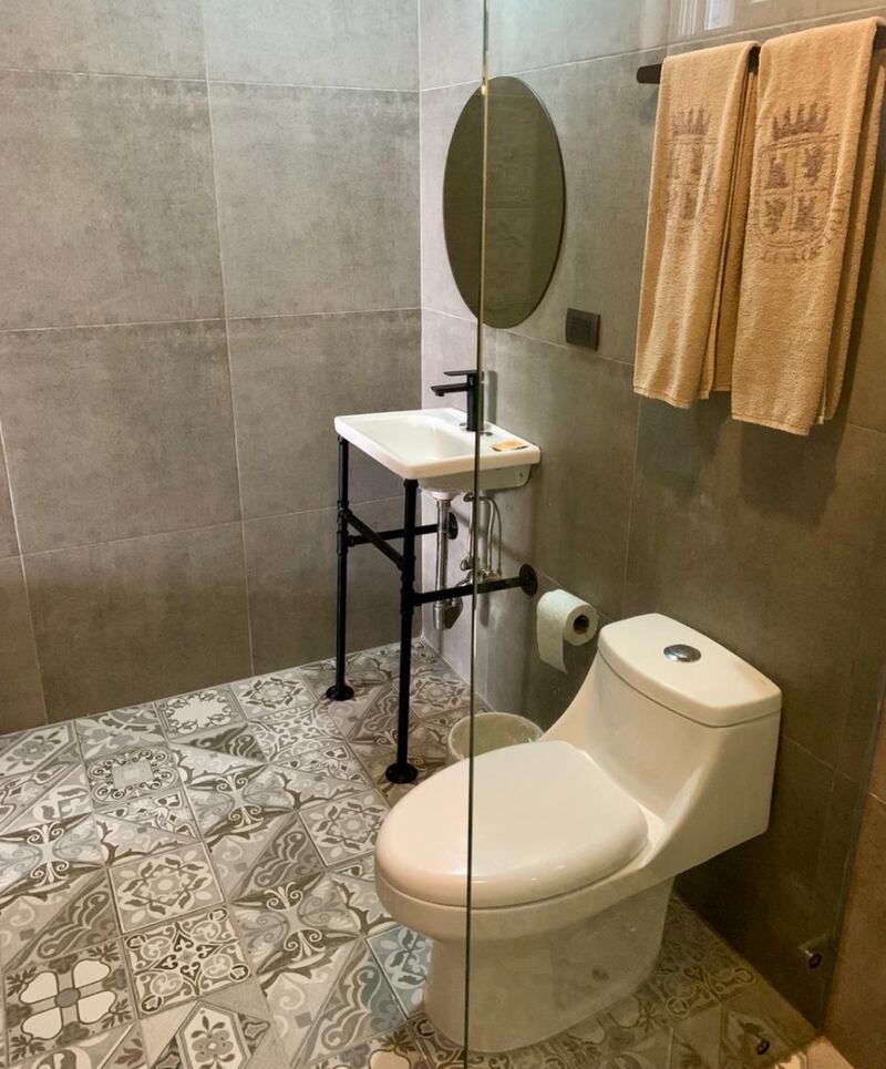 Motel Nueva Castilla interiores, ubicación y precio. Caso Debanhi