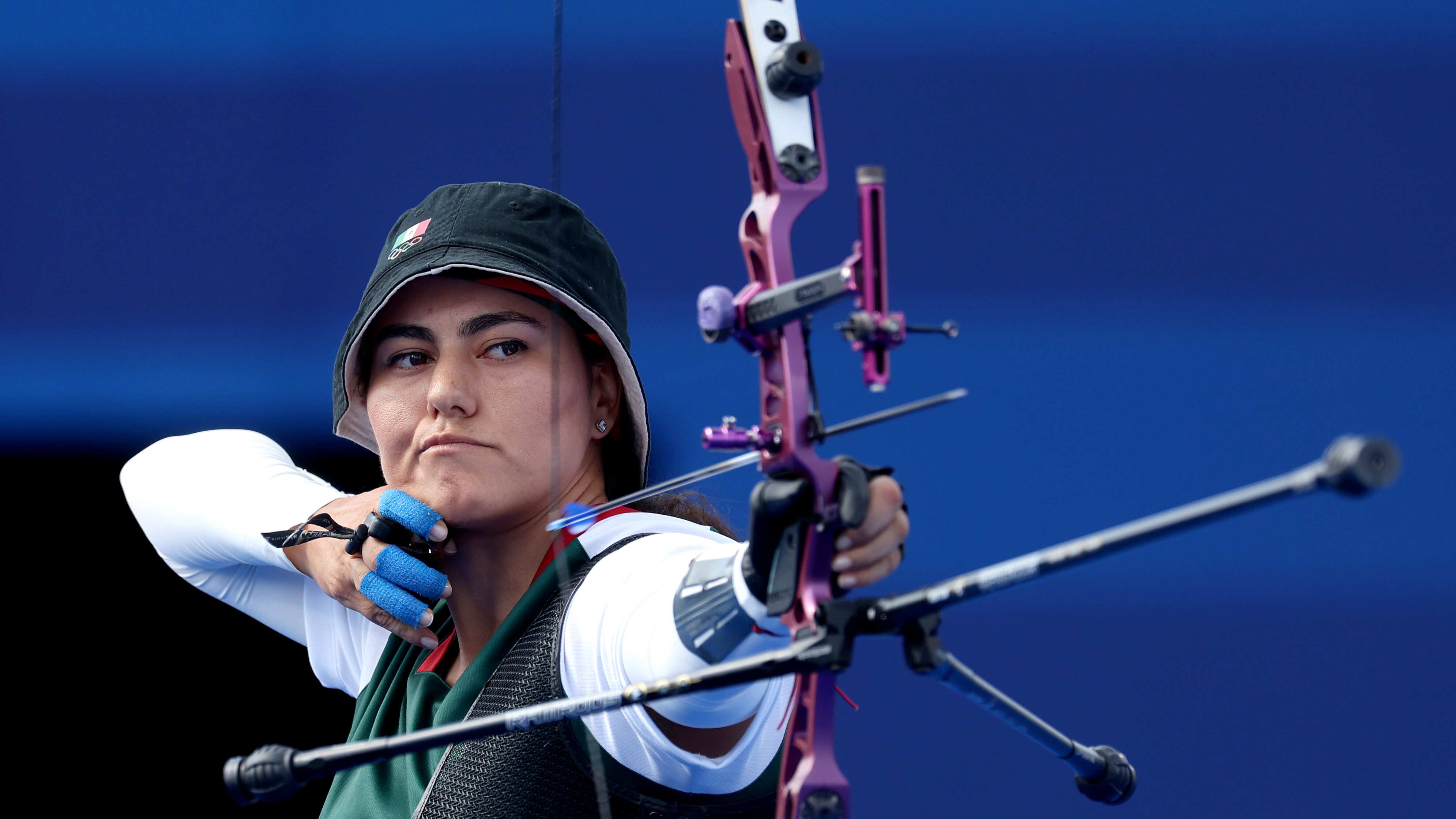 Alejandra Valencia clasificó a octavos de final de tiro con arco individual femenil.