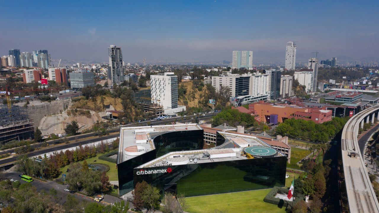 Expropiaciones en Santa Fe: Adrián Rubalcava afirma que hay certeza jurídica