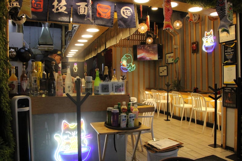 Este restaurante del chef Shige Takane  celebra la comida Nikkei mexicana con ingredientes frescos del día y recetas con historia