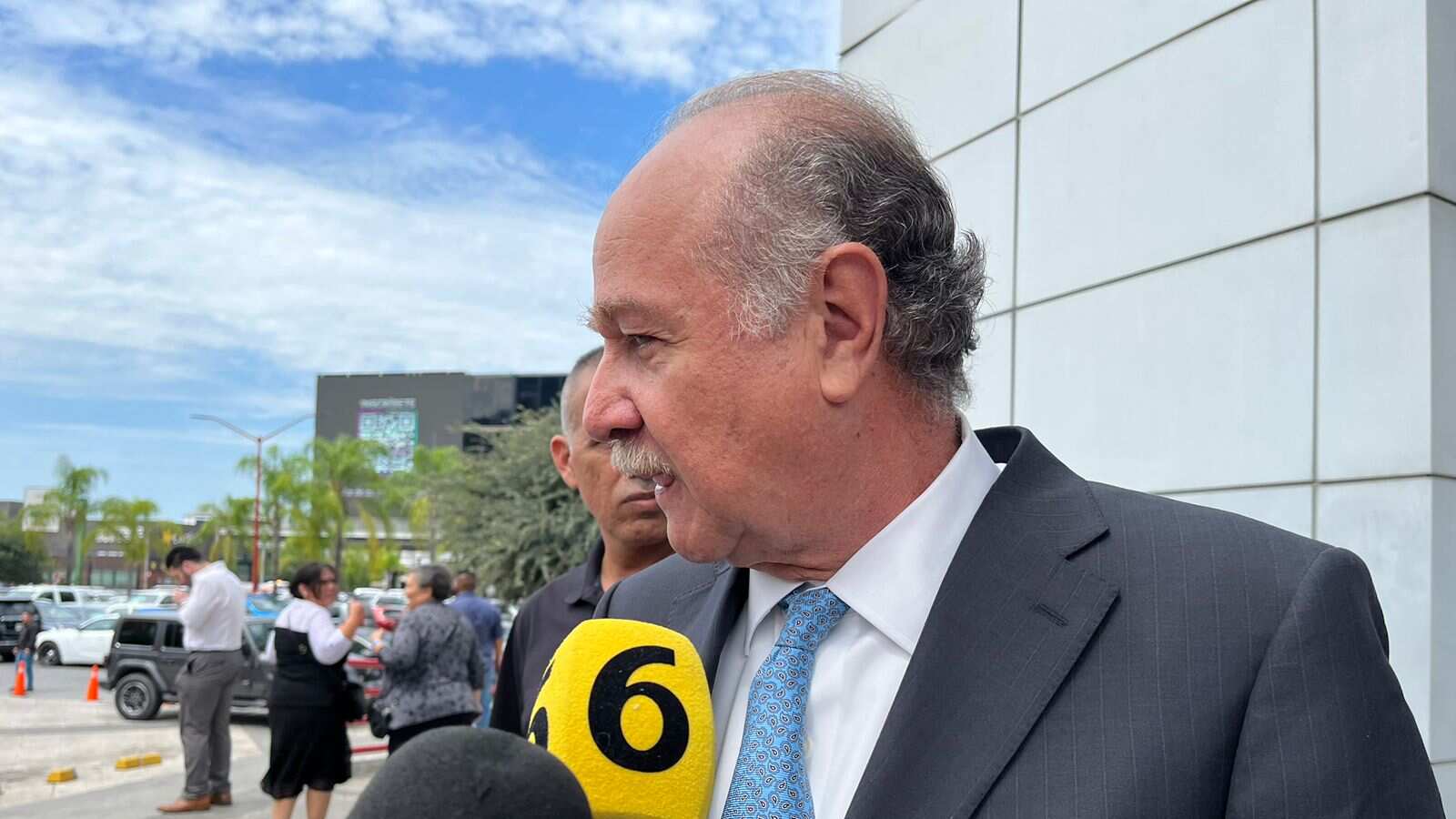 Navarro señala que tras esta nueva relación ya pueden pensar en un solo objetivo: la ciudadanía de Nuevo León.