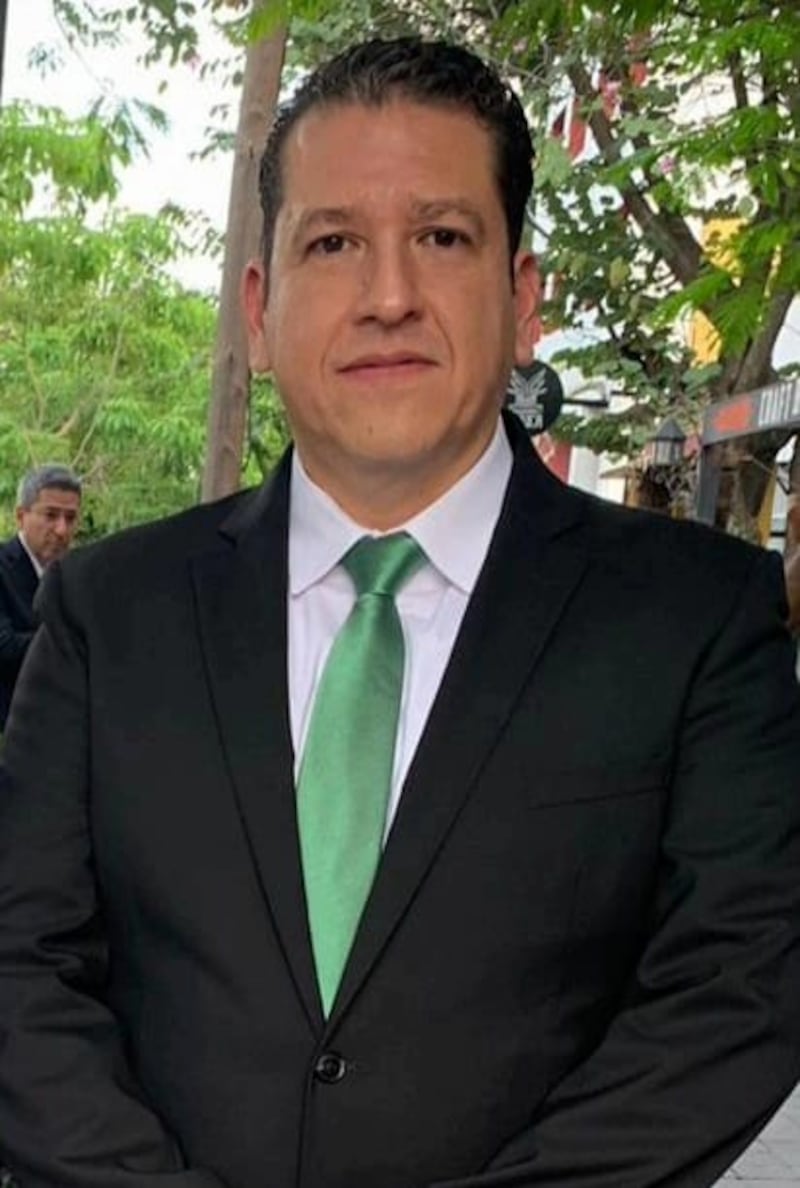 Efraín Medina Valenzuela
