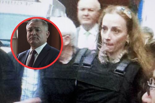 Florence Cassez celebra el fallo contra García Luna, extitular de la AFI, quien la acusó de criminal