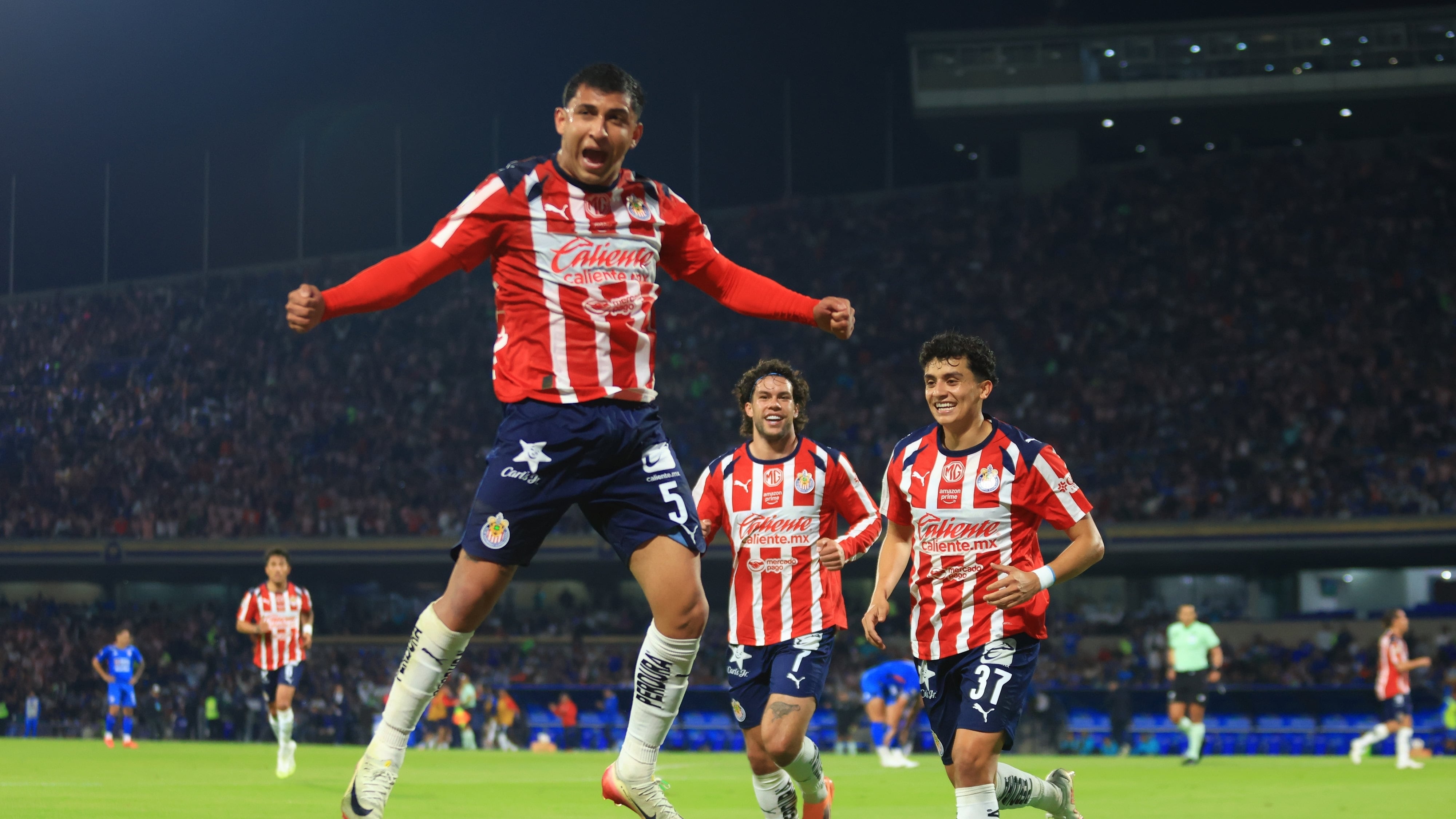 Cruz Azul vs. Chivas Cuartos de Final.