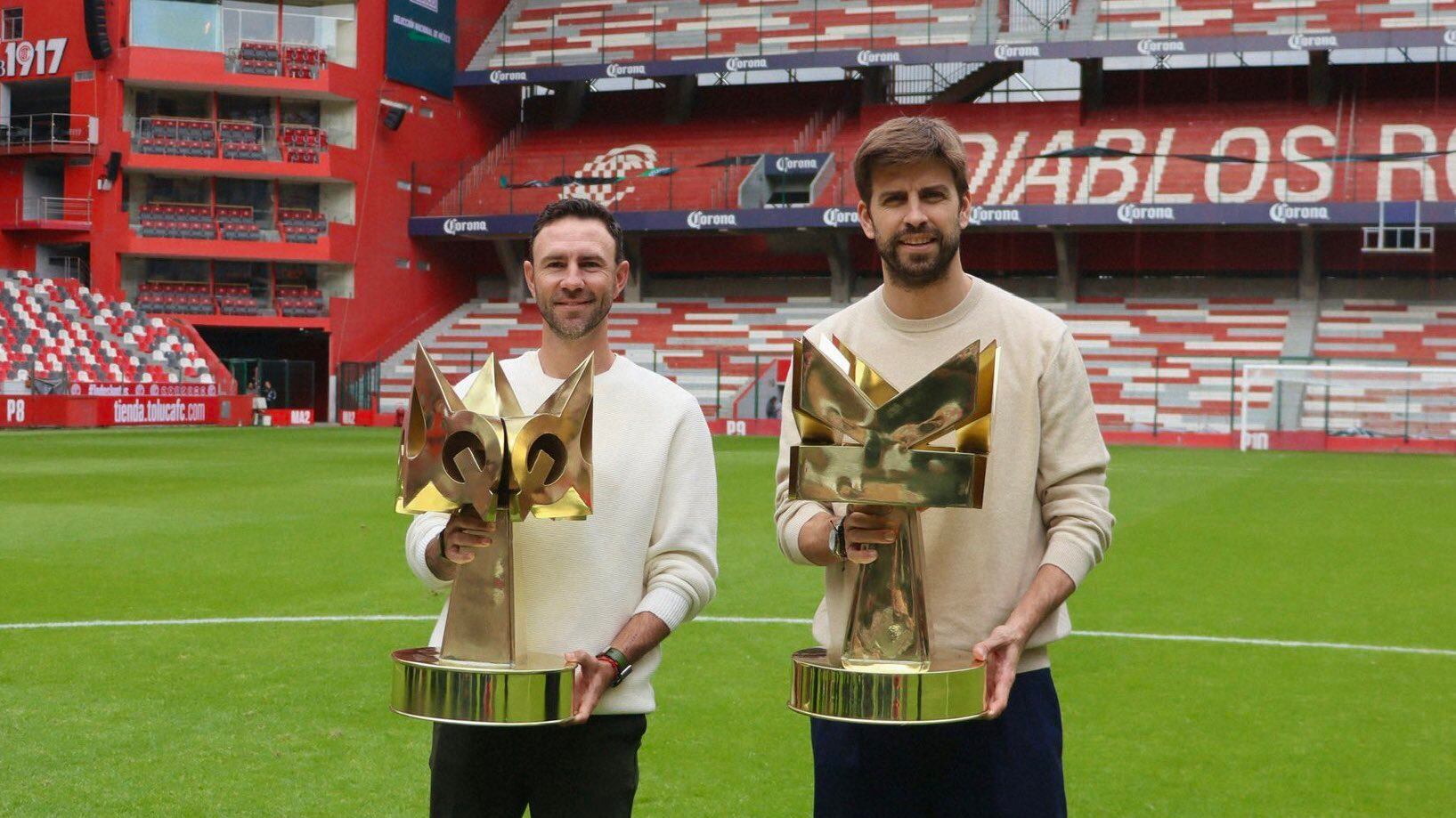 Miguel LayĂșn y Gerard PiquĂ©