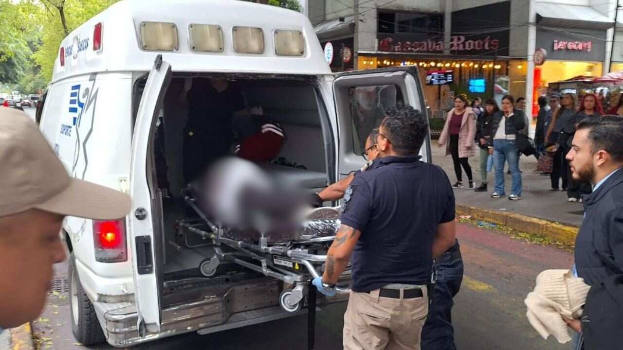Persona en situación de calle acuchilla a mujer “porque sí” en la Glorieta de los Insurgentes