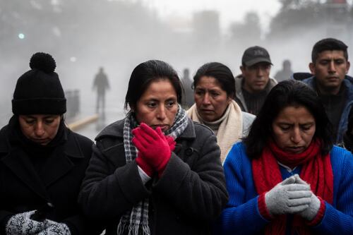 Martes de frío en el Valle de México: bancos de niebla y tormentas eléctricas acechan la capital