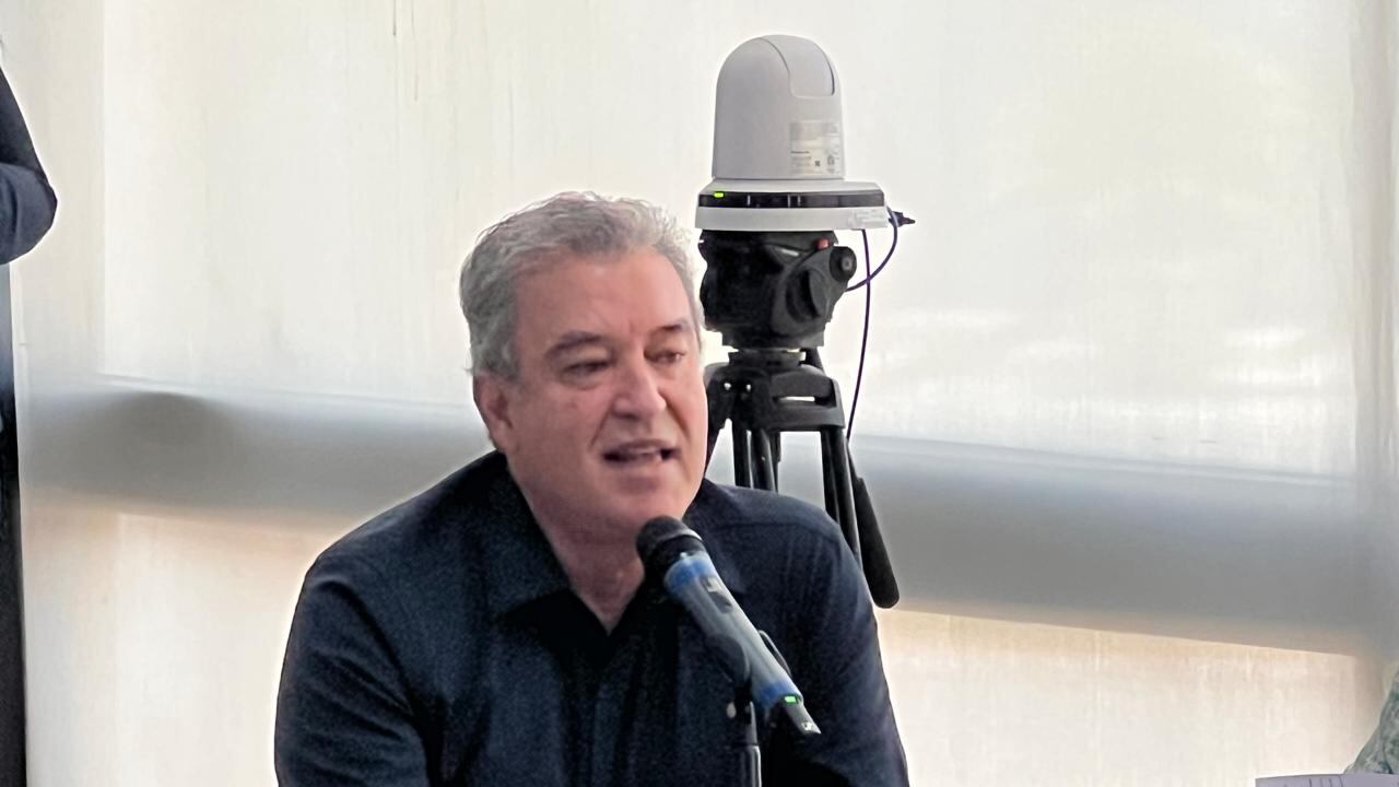 El funcionario informó que el plan se va a realizar en forma conjunta entre autoridades, padres de familia y directivos de los planteles.