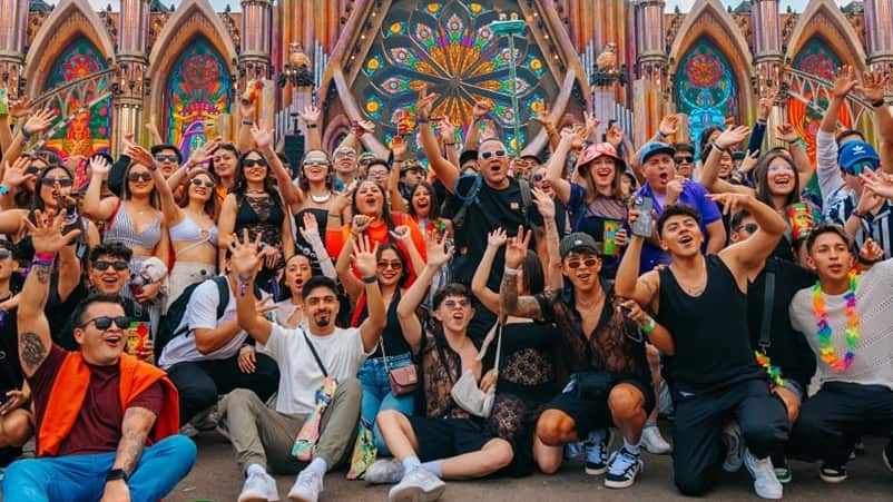 Descubre cómo la edición de este año revolucionó la experiencia festivalera a través de innovadoras activaciones y sorpresas en el escenario