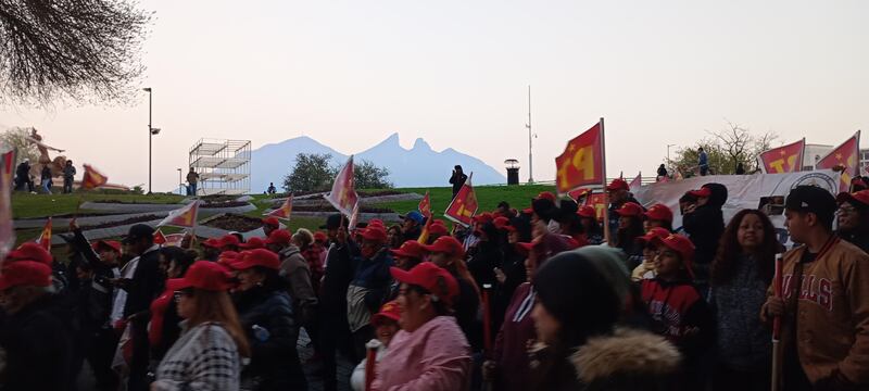 El recorrido comenzó en la plaza Colegio Civil y concluyó en la Explanada de los héroes