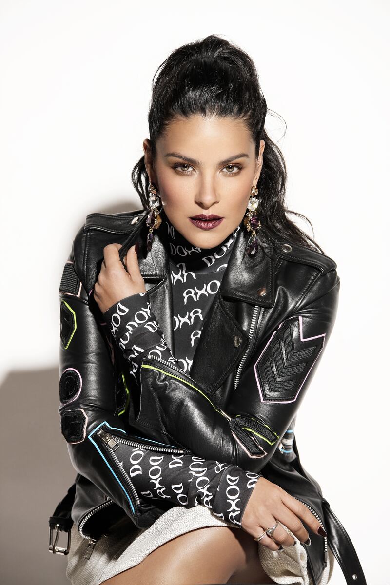 La cantante vive una buena etapa en sus facetas como cantante y actriz.