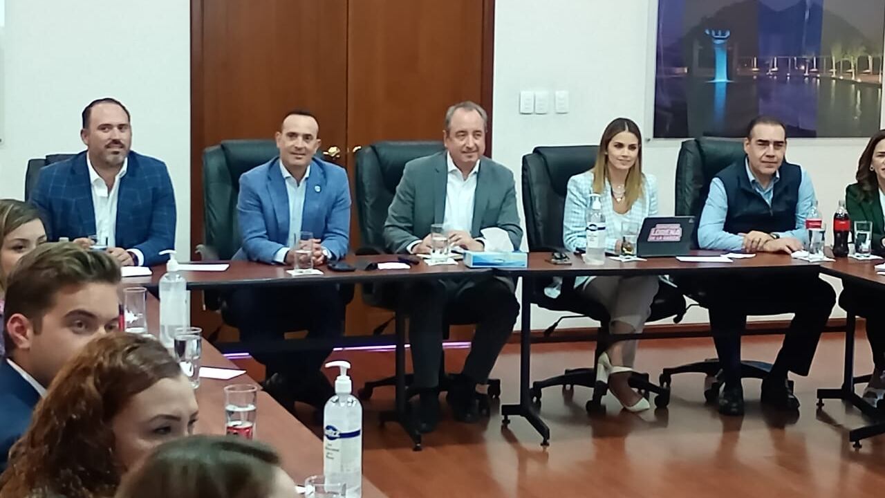Fue la tercera reunión entre diputados y tesorero.