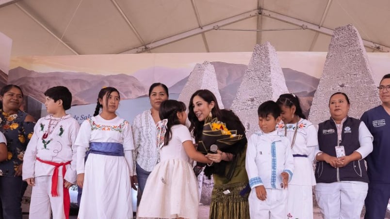 Libia Dennise García Muñoz Ledo presentó su Segundo Informe Regional en Tierra Blanca ante alcaldes y habitantes del noreste de Guanajuato