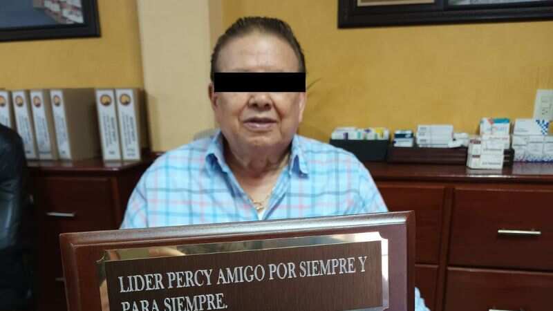 Detienen a líder sindical de trabajadores de Pachuca por abuso sexual