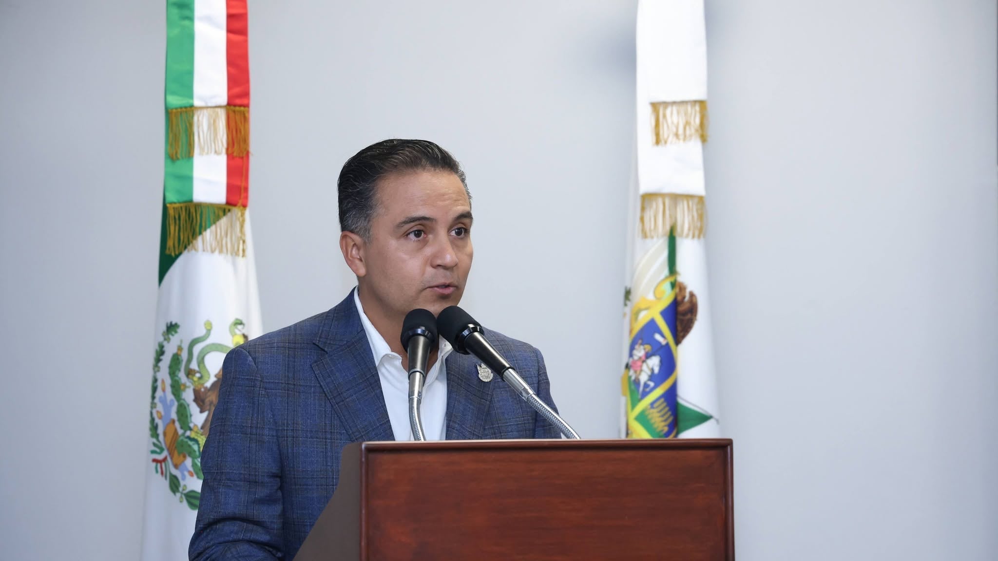 Descartan relación entre renuncias de notarios y sanciones en Querétaro