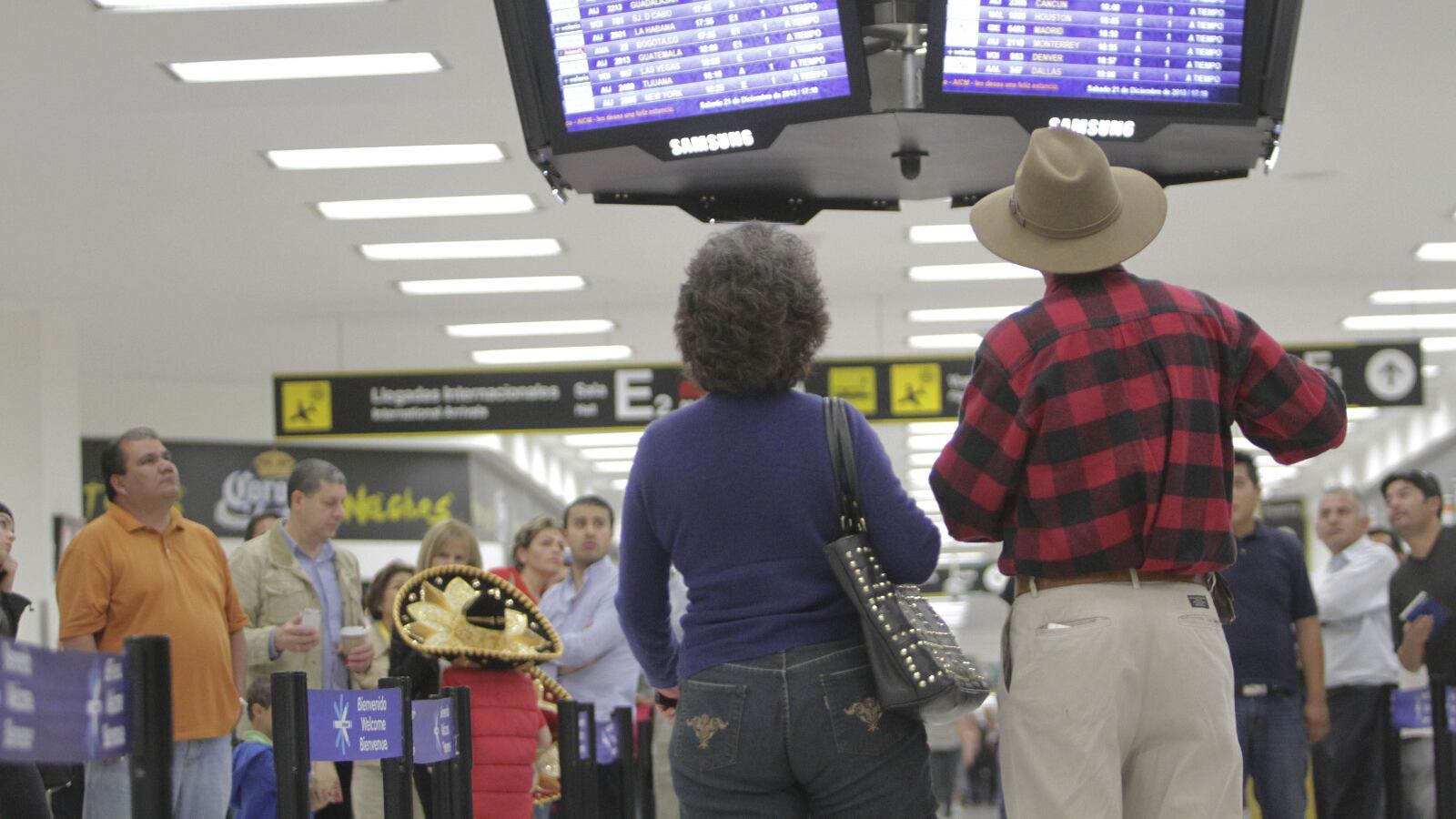 Reserva tu viaje de Semana Santa, entre más cerca este la fecha de tus vacaciones, el boleto de avión, hoteles y servicios se disparan hasta 40%.