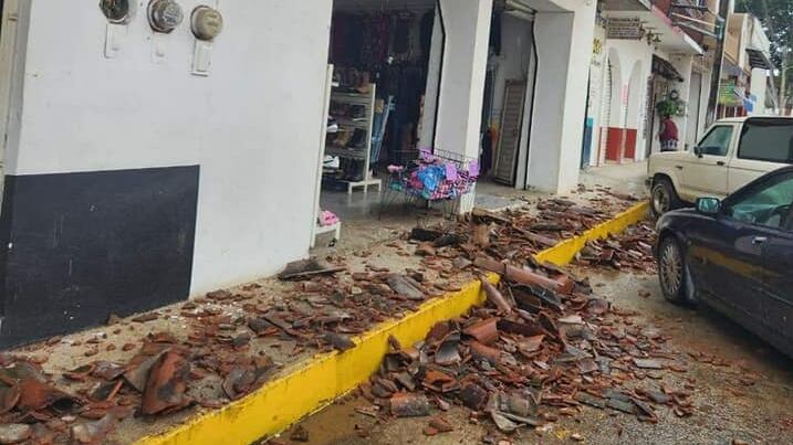 Daños en Coalcomán, Michoacán.