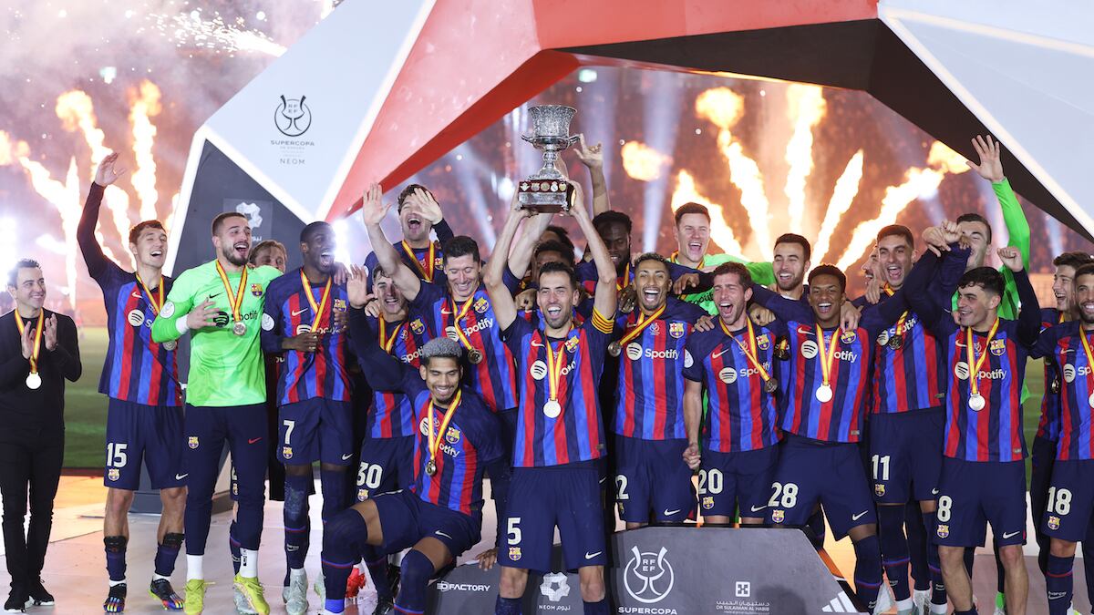 Real Madrid v Barcelona