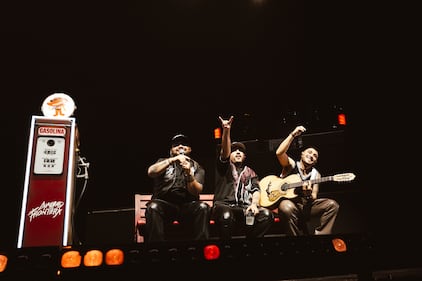 Las Vegas fue testigo de la primera presentación de la agrupación que se embarcará por un tour para promocionar su último lanzamiento discográfico, por lo cual recorrerán las principales ciudades de Estados Unidos y México, dejando en claro su poder en la industria dentro del regional mexicano.