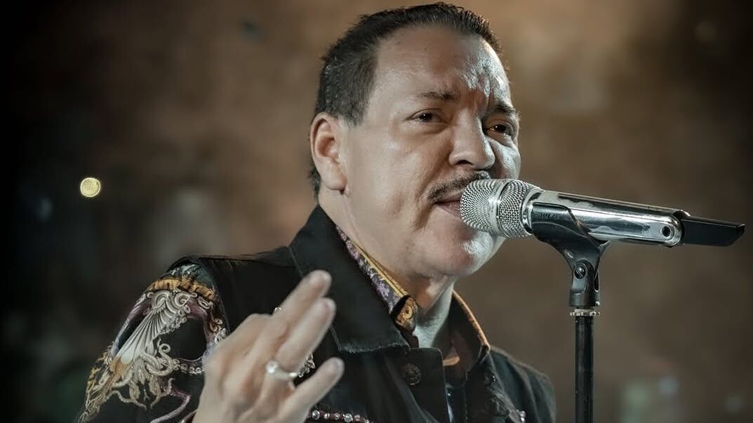 El cantante celebra la vida y los nuevos planes musicales