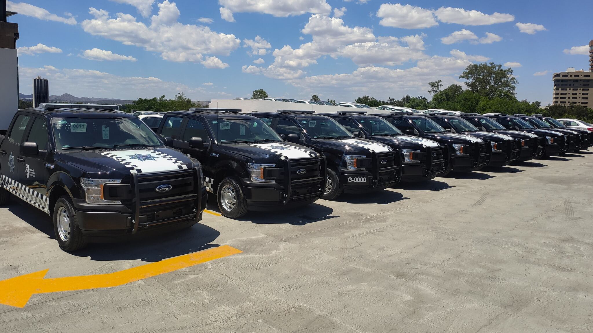 Las patrullas que se comprarán terminarán comprando costarán más de un millón de pesos cada una, Morena afirma que pudieron conseguirse más baratas.