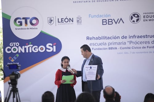 Guanajuato impulsa modelo de infraestructura y equipamiento en planteles educativos